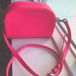 hot pink marc jacobs cross body bag